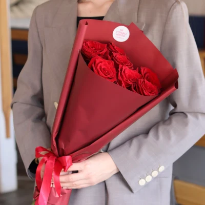 Букет из 7 красных роз (Эквадор)