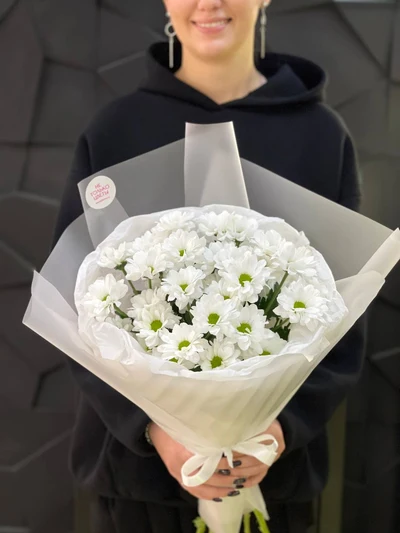 Букет из кустовых хризантем "Изящный"